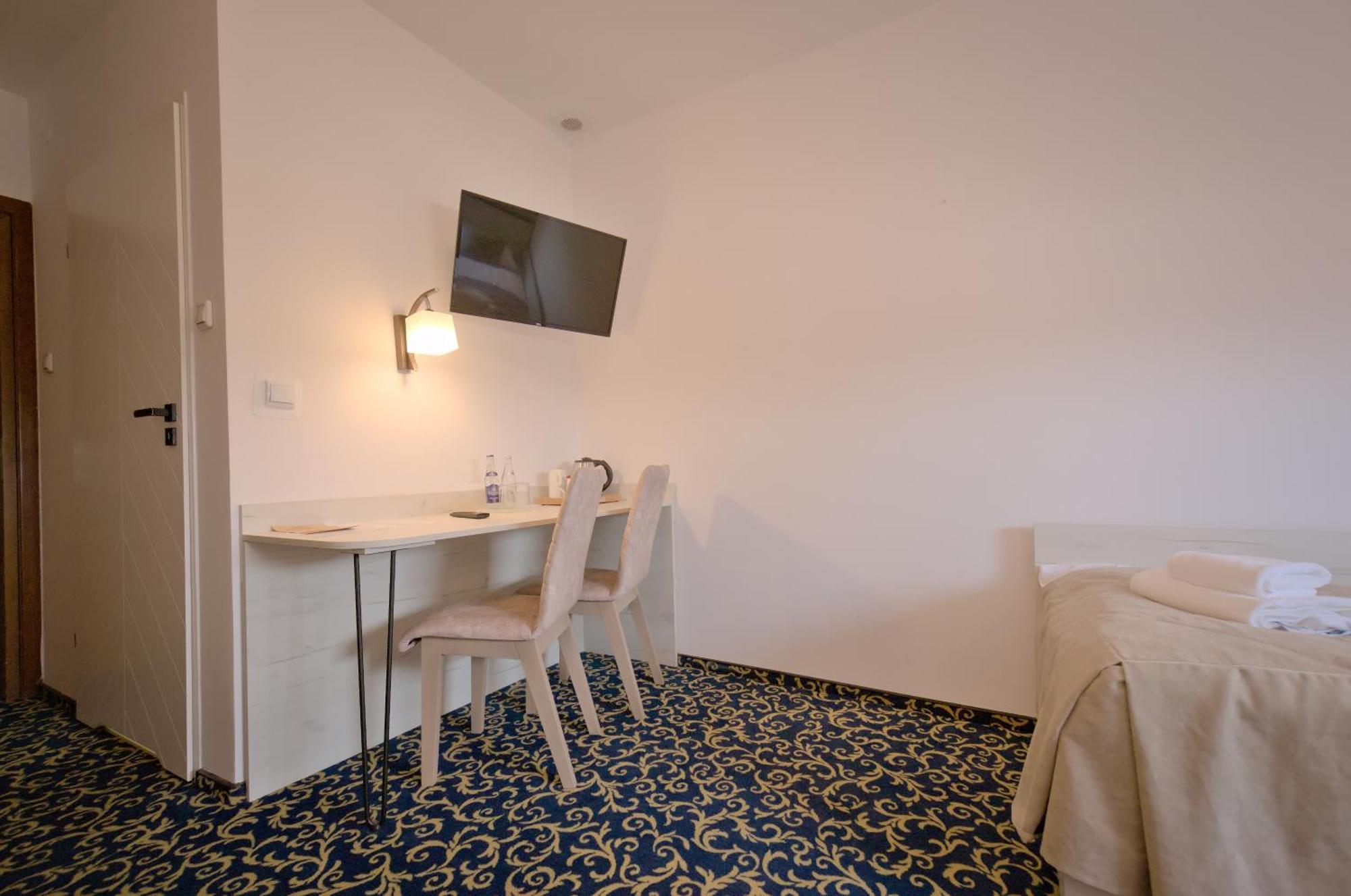 Hotel Sezam Machowa Εξωτερικό φωτογραφία